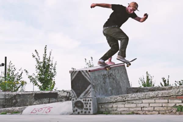 Filip-Labovic-Montur-Skateshop-Full-Part