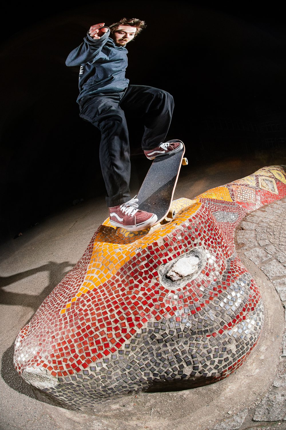 Daniel Vakulin- FS Nosegrind_schlange_irregularskatemag