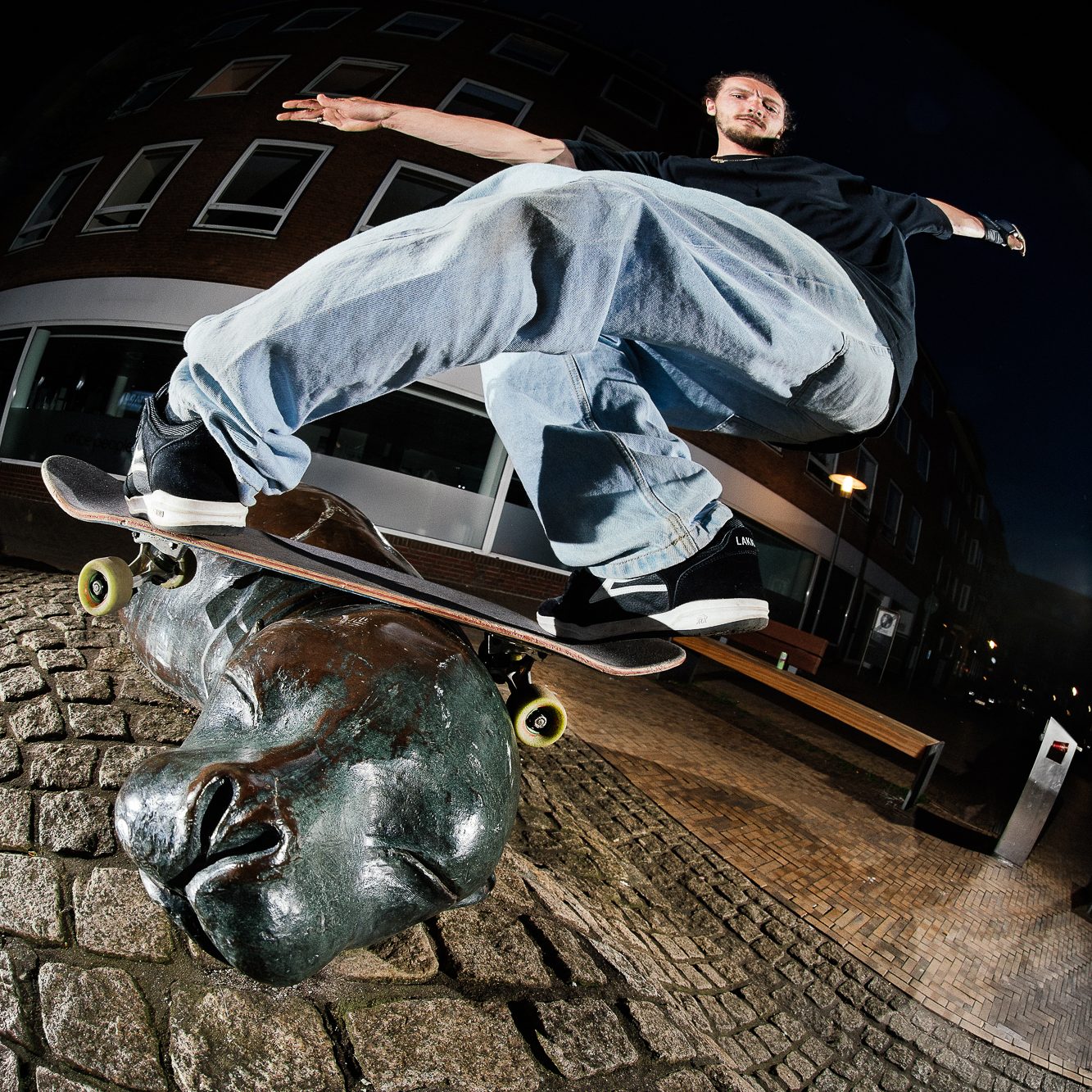 Jonas_Fs Rock N'Roll_ Robbe_irregularskatemag