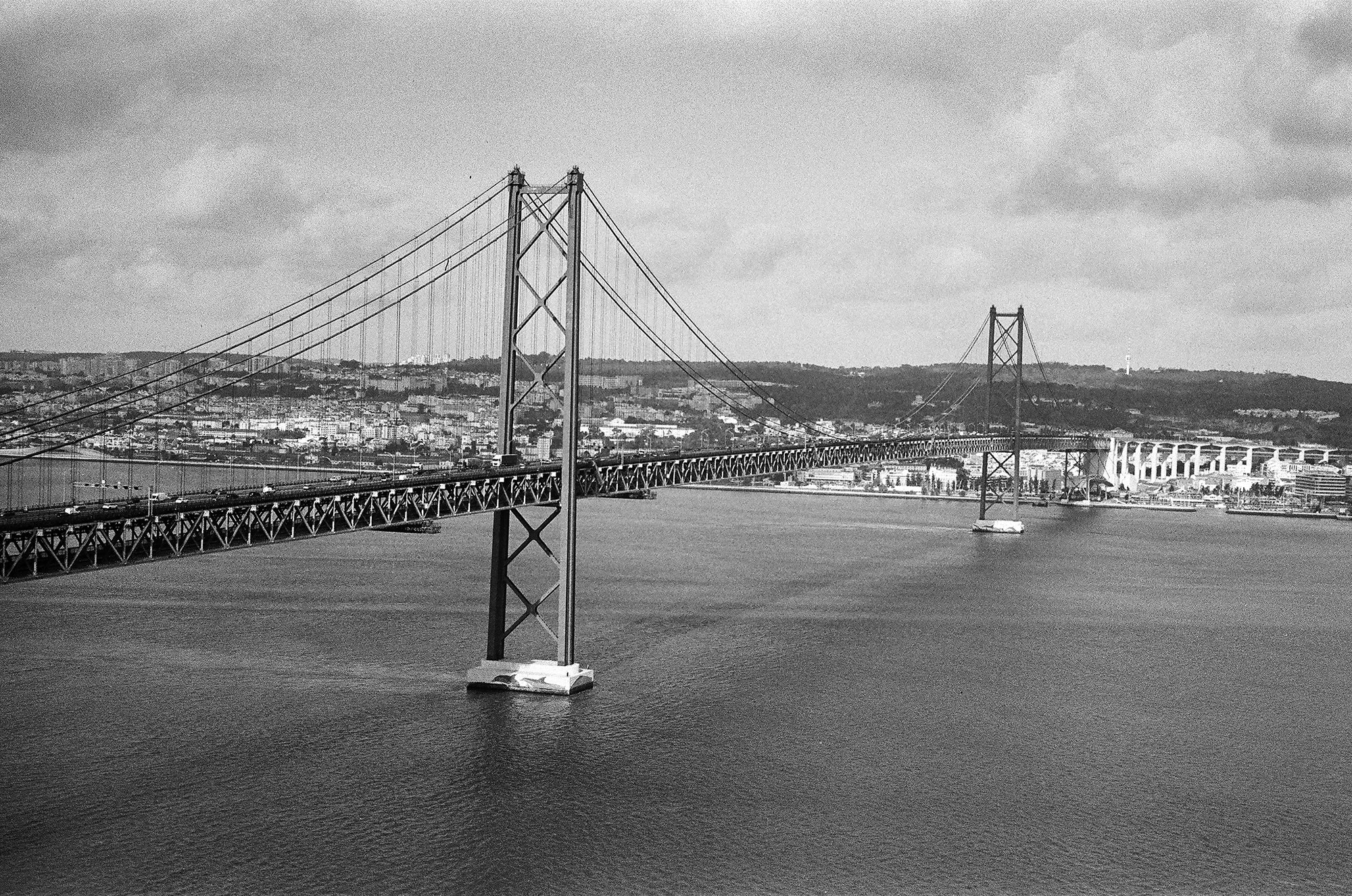 Brücke_Lissabon_Gentsch(adj)M6SML