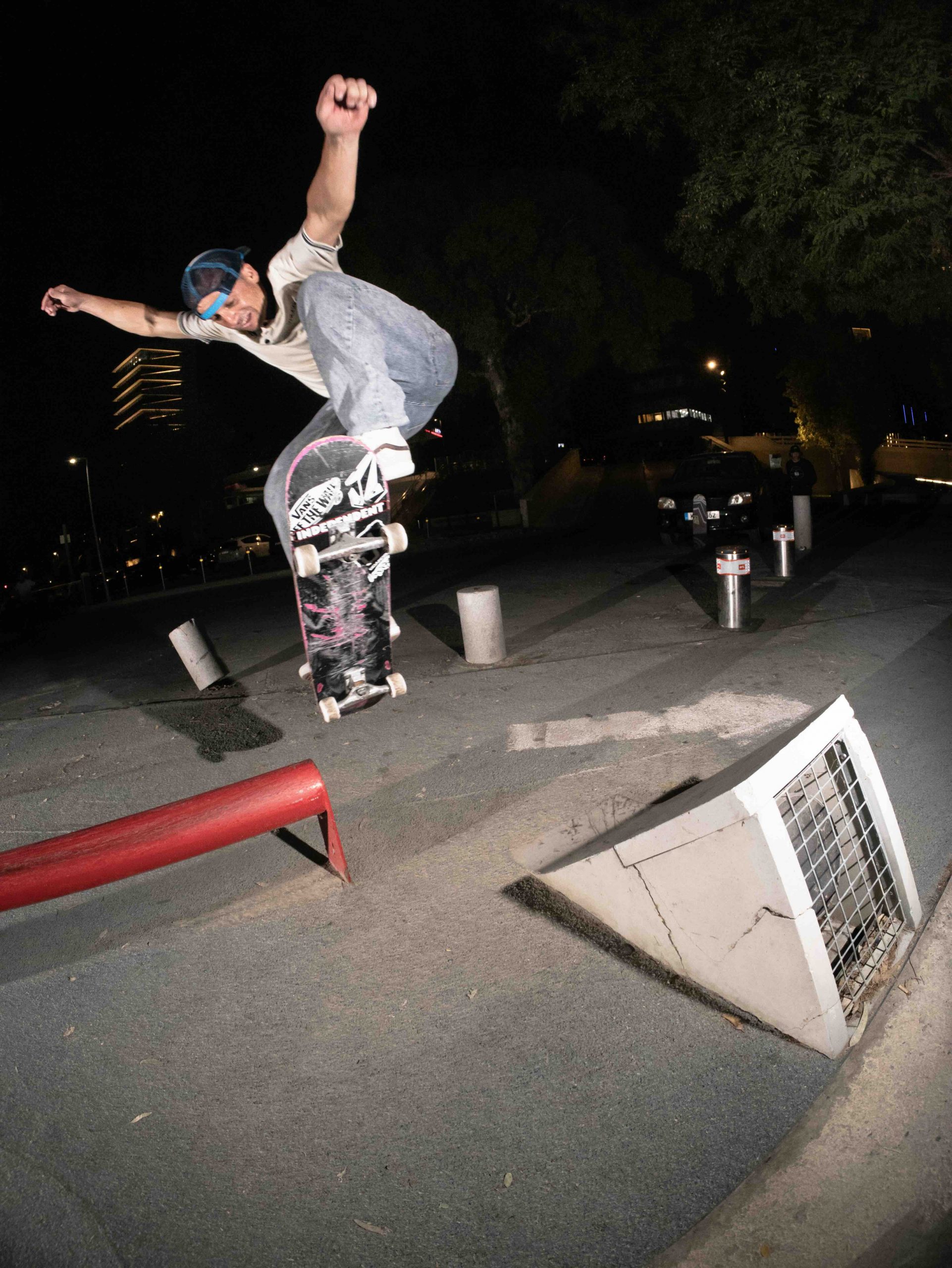 Thanos Panou - Bluntslide pop into the bank - Nicosia by Christos Yiannaki