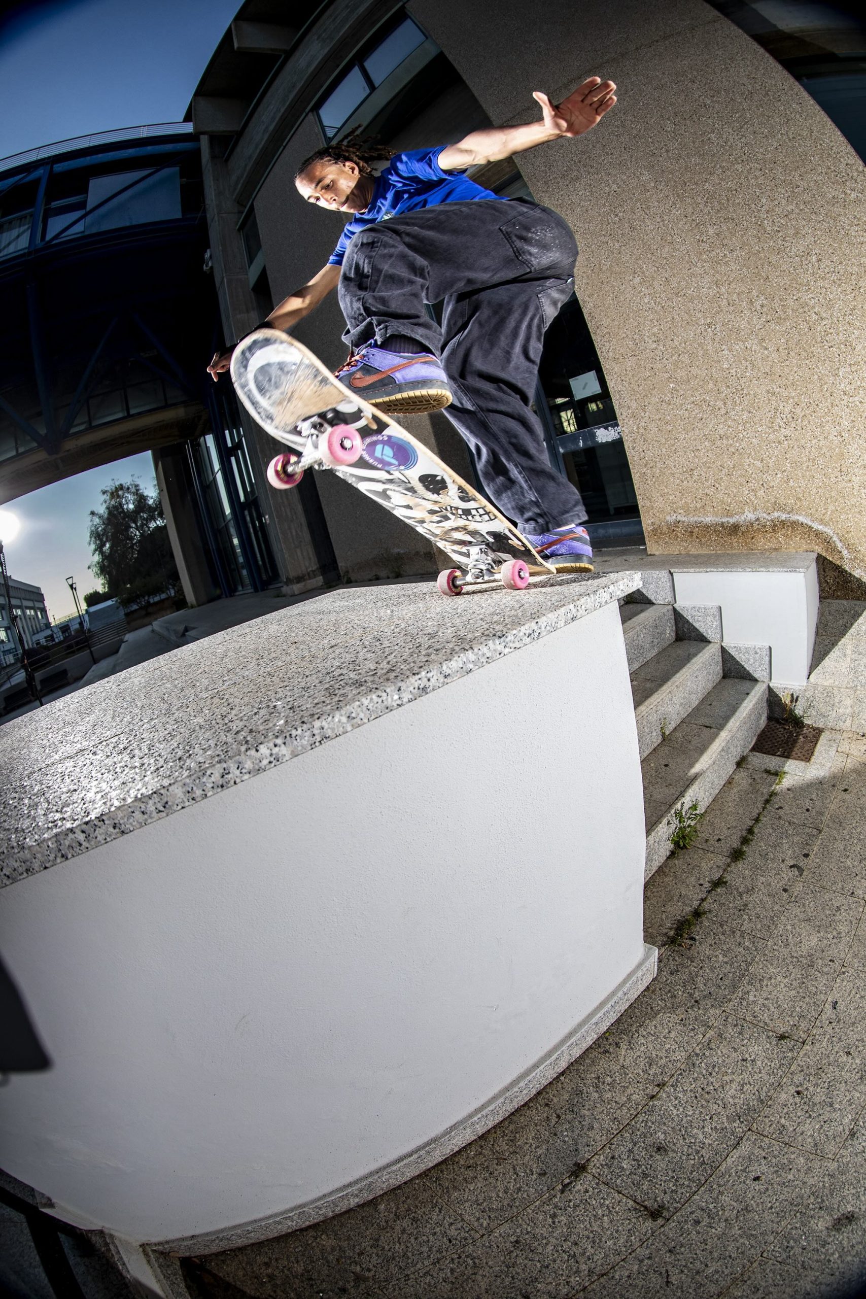 Chris-Hoeve-Fr-Bluntslide