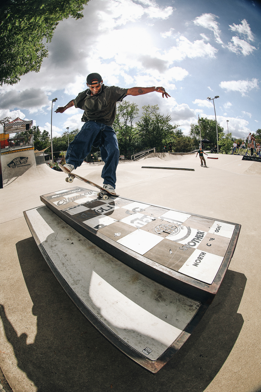 volcom_wild_in_the_parks_irregularskatemag_Foto 06.09.26, 09 24 59