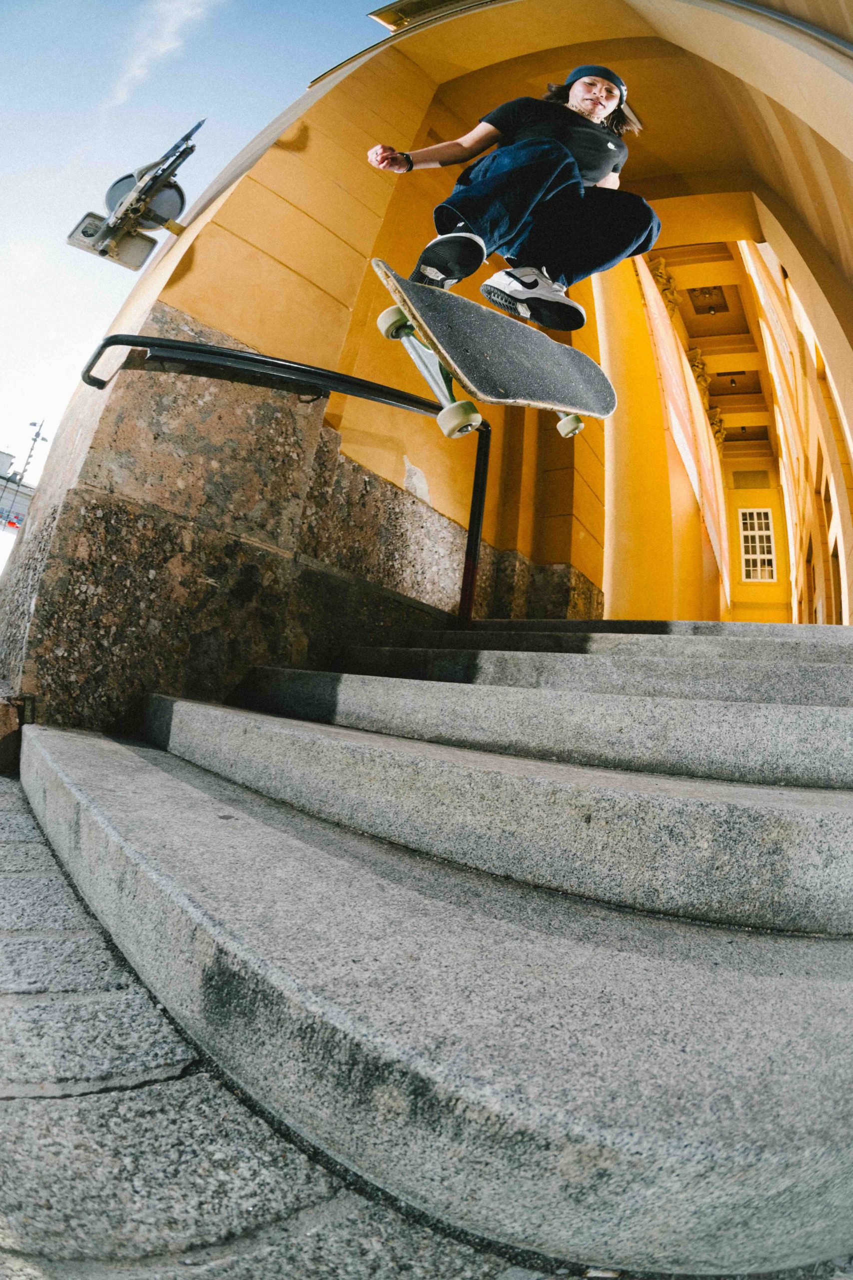 Melli_Kickflip-7554